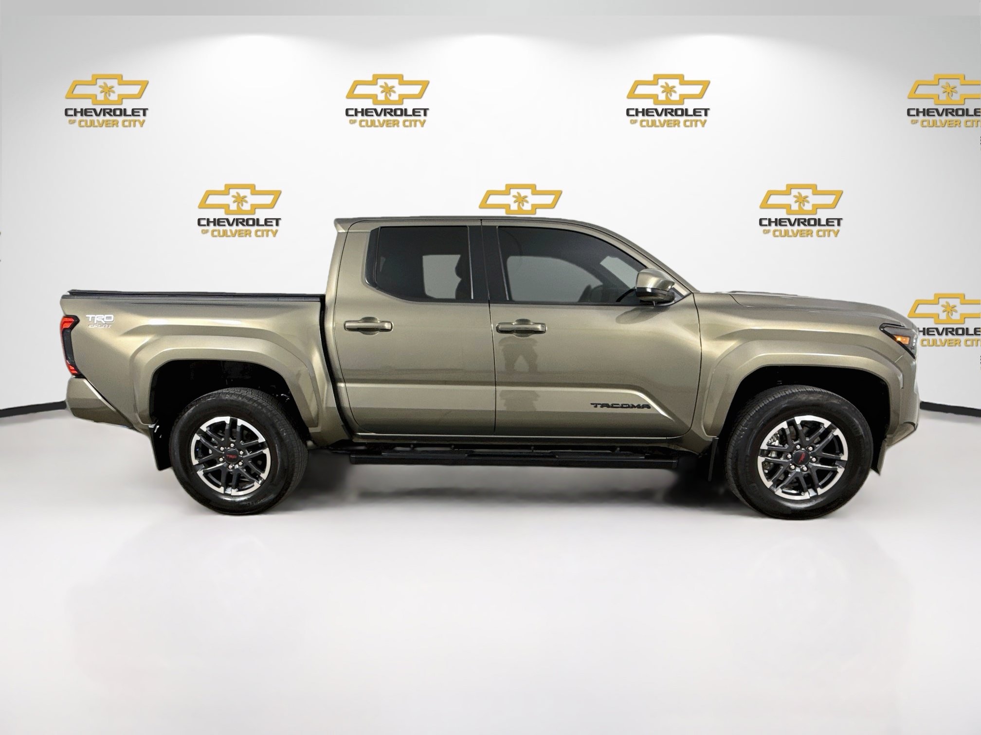 Used 2024 Toyota Tacoma TRD Sport RWD image 9