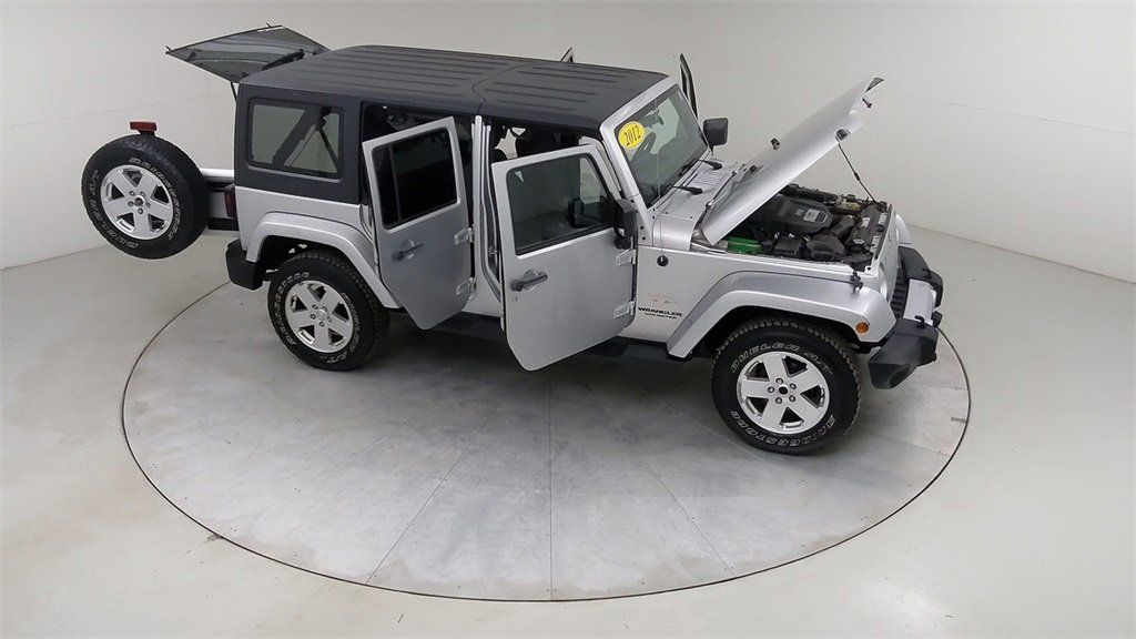 Used 2012 Jeep Wrangler Unlimited Sahara w/ Dual Top Group image 43