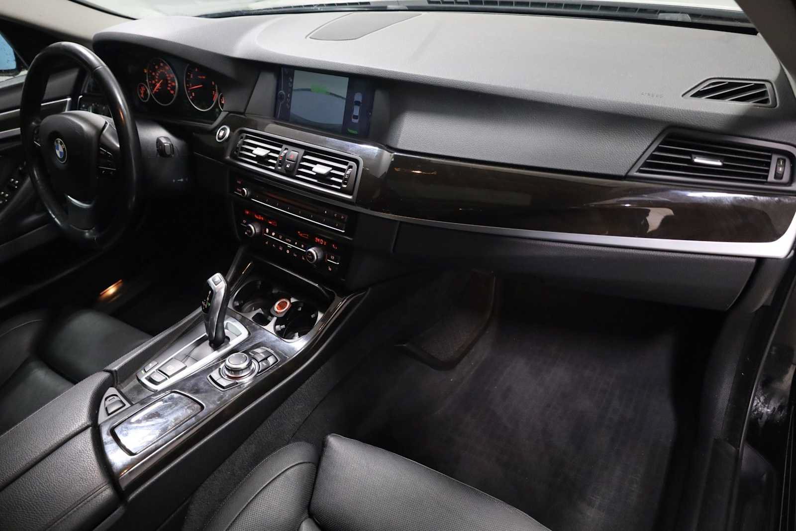 Used 2011 BMW 535i Sedan RWD image 6