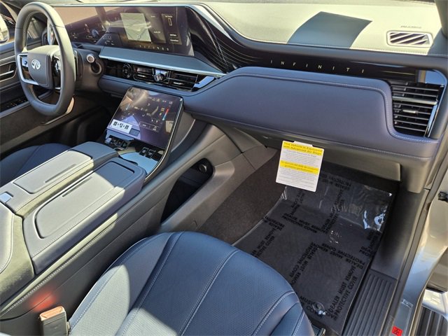 New 2026 INFINITI QX80 4WD w/ Sport Exterior Package image 23