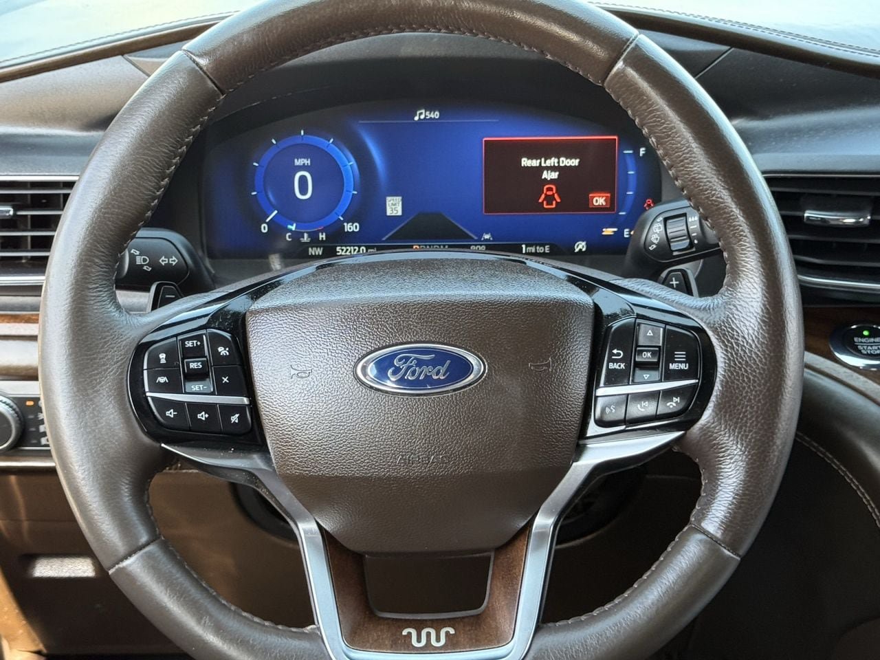 Used 2021 Ford Explorer King Ranch w/ Premium Technology Package RWD image 12