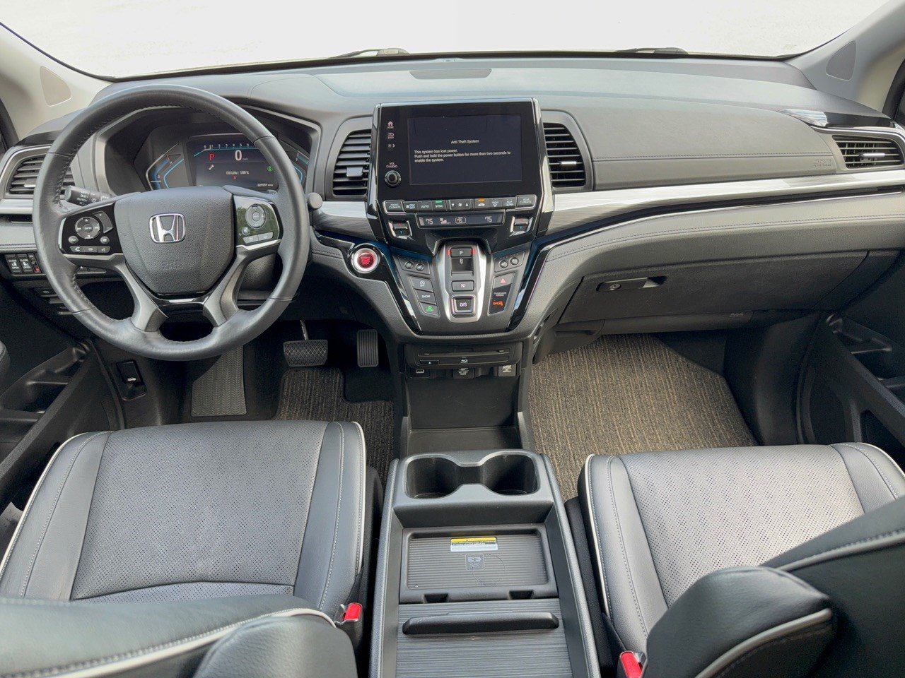 Used 2023 Honda Odyssey Elite image 17