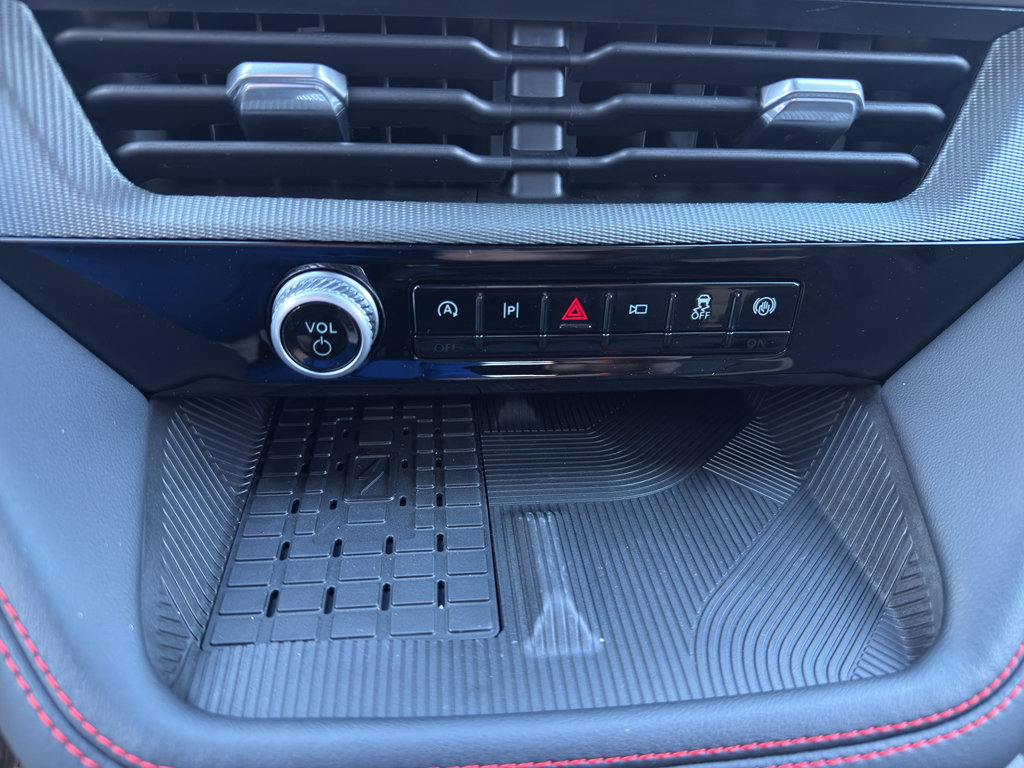 New 2025 Ford Explorer ST-Line w/ Premium Package image 18