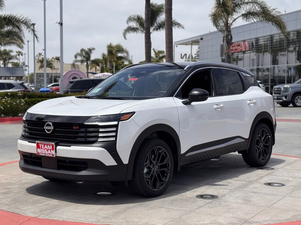 New 2025 Nissan Kicks SR video 4