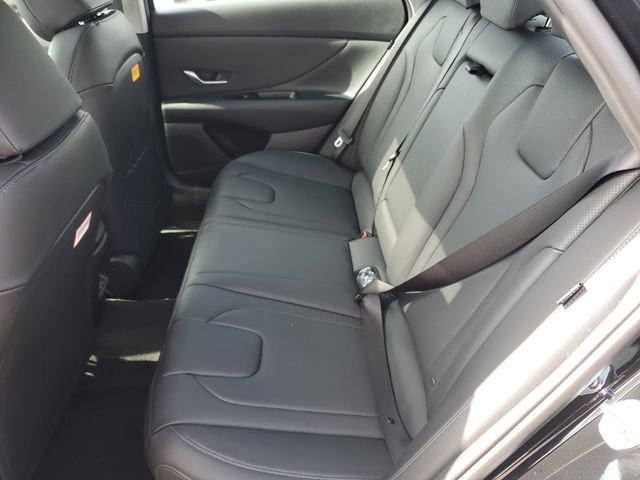 New 2026 Hyundai Elantra Limited image 12