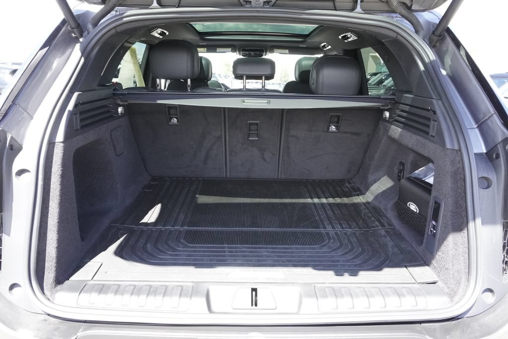 Used 2025 Land Rover Range Rover Sport SE AWD/4WD image 31