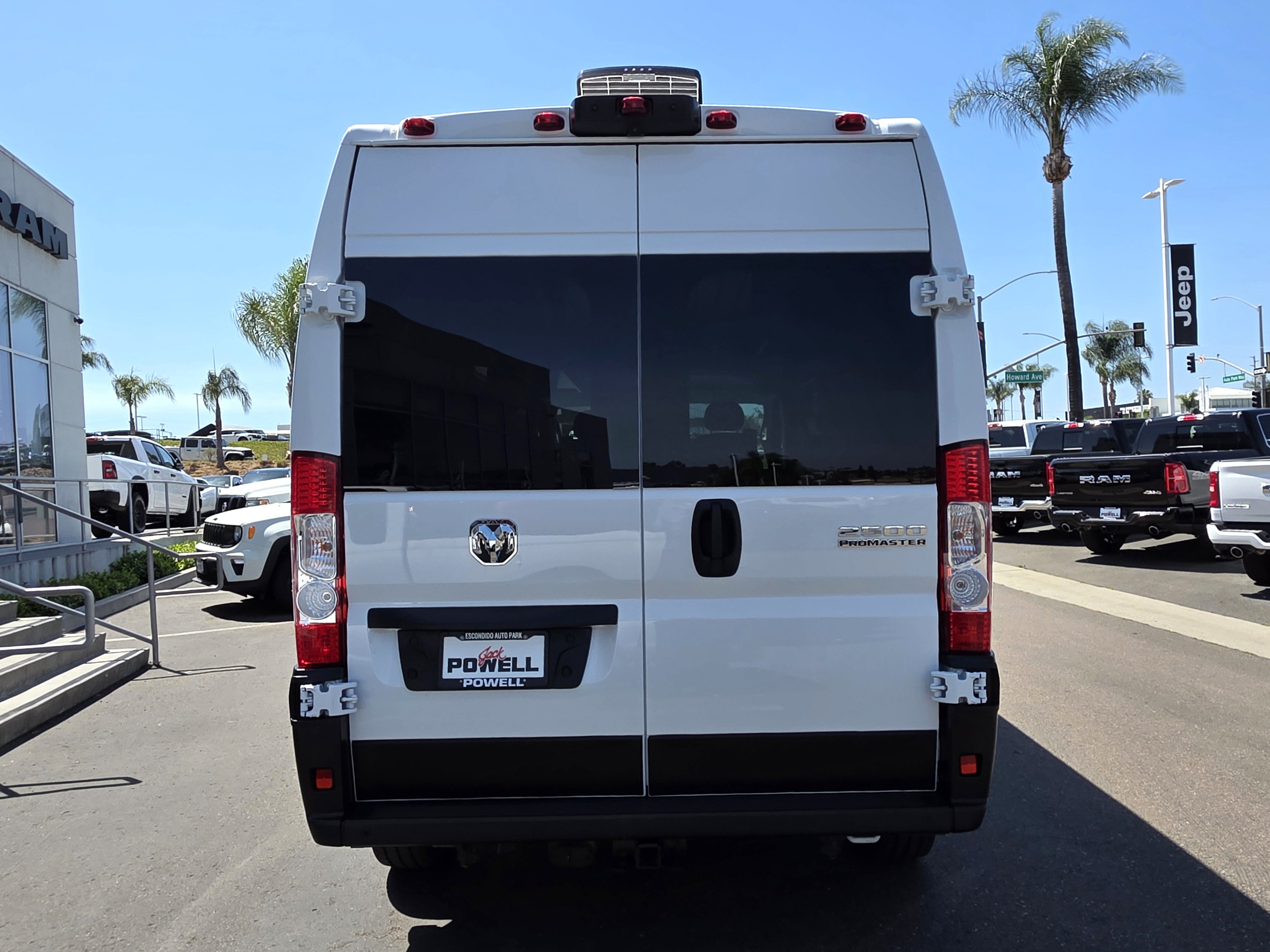 New 2023 RAM ProMaster 2500 w/ Safety Group FWD image 3