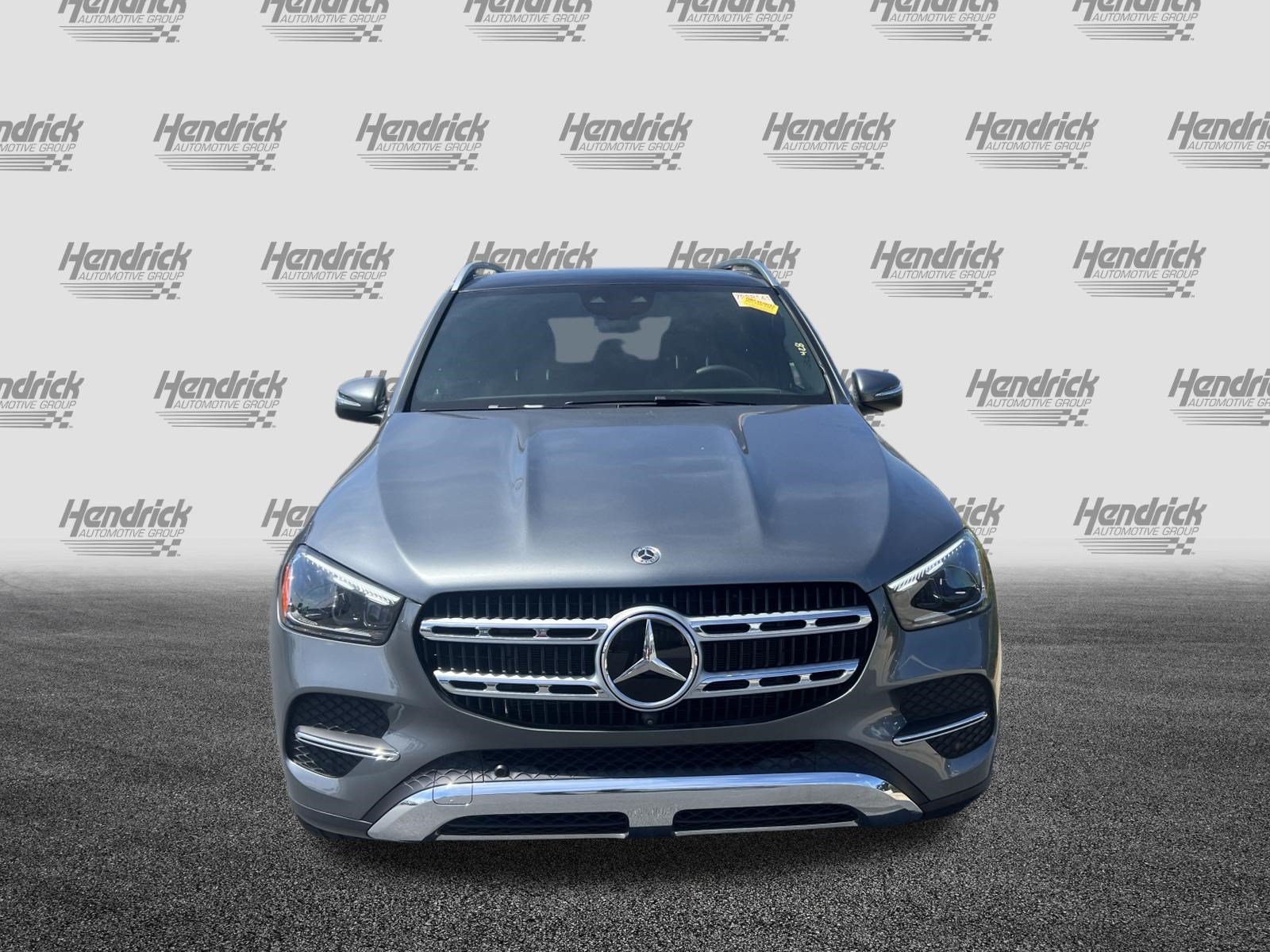 Certified 2025 Mercedes-Benz GLE 450e 4MATIC w/ Driver Assistance Package image 3