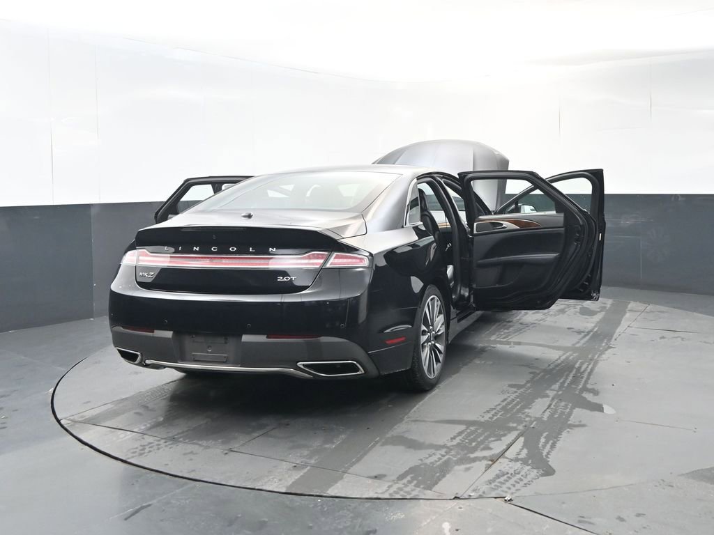 Used 2017 Lincoln MKZ Select image 29