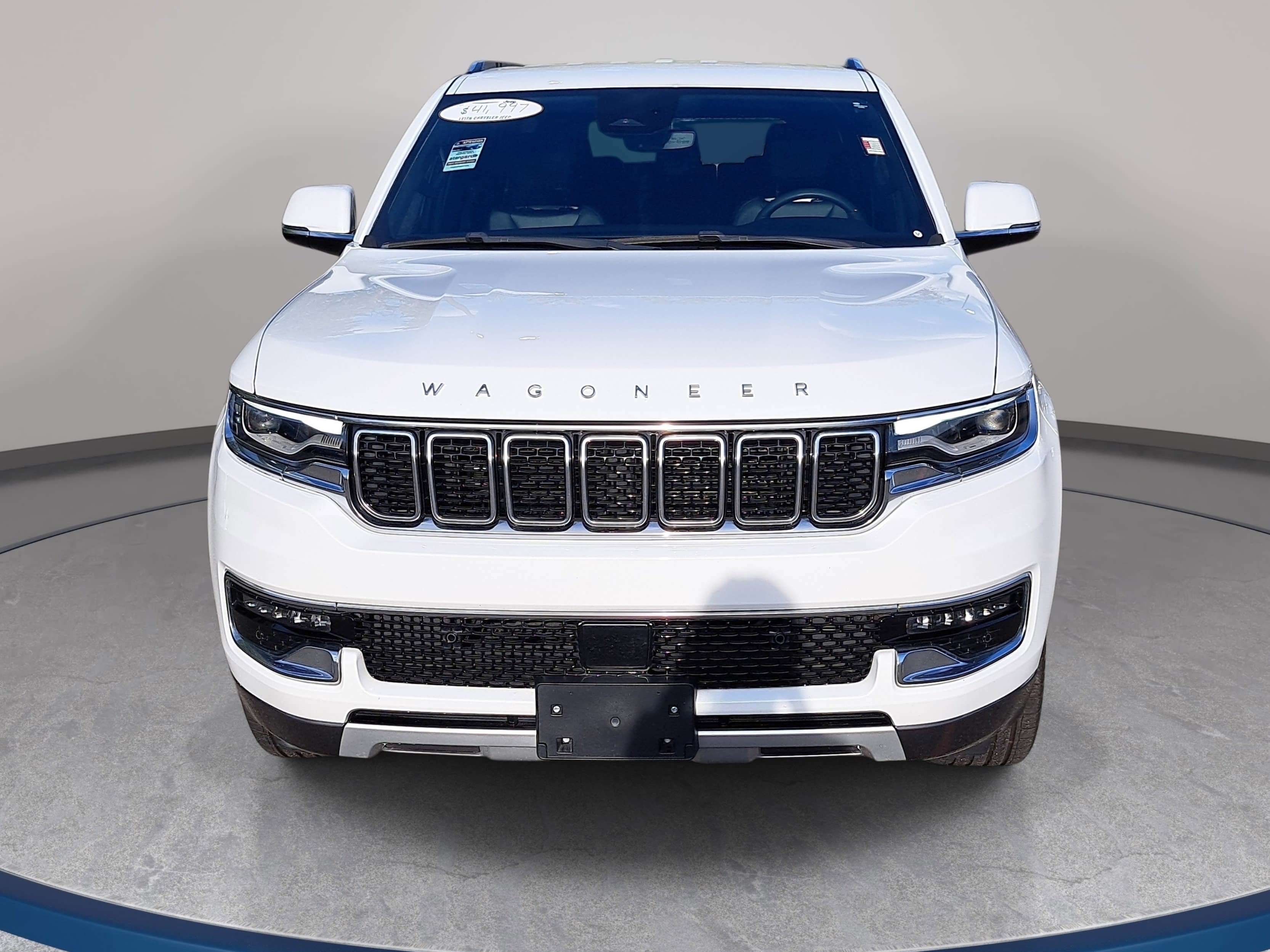 Used 2022 Jeep Wagoneer Series II AWD/4WD image 2