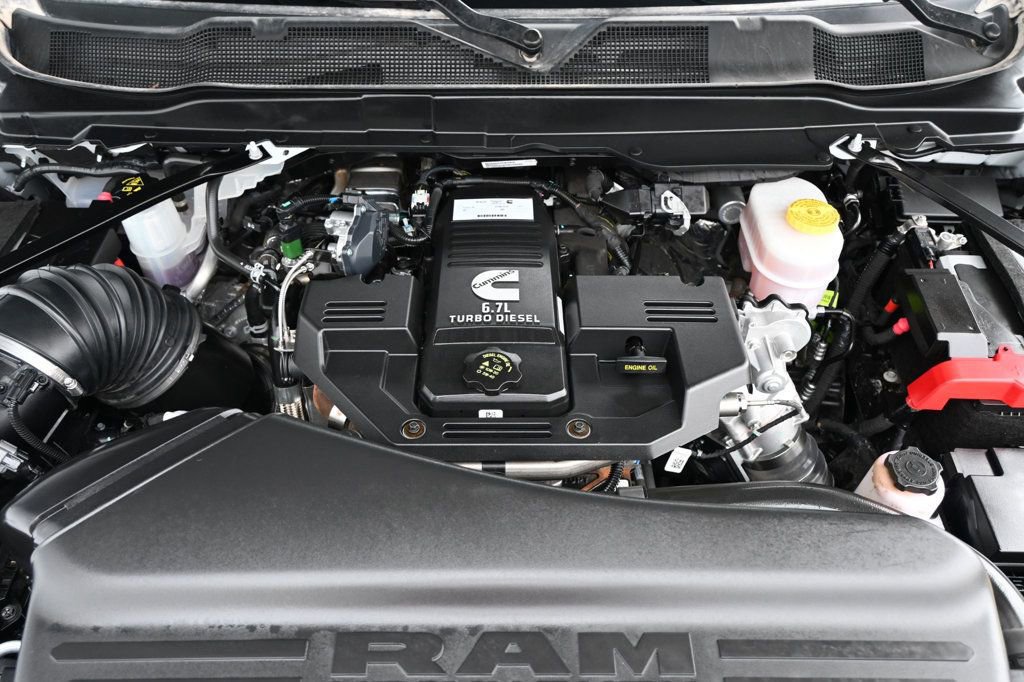 Used 2024 RAM 2500 Laramie w/ Safety Group image 19