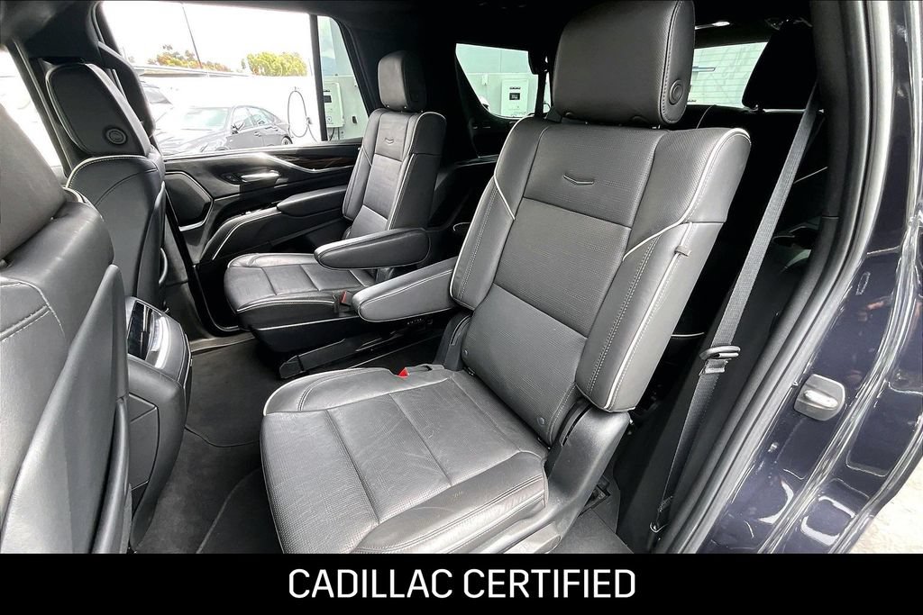 Certified 2023 Cadillac Escalade Premium Luxury AWD/4WD image 19