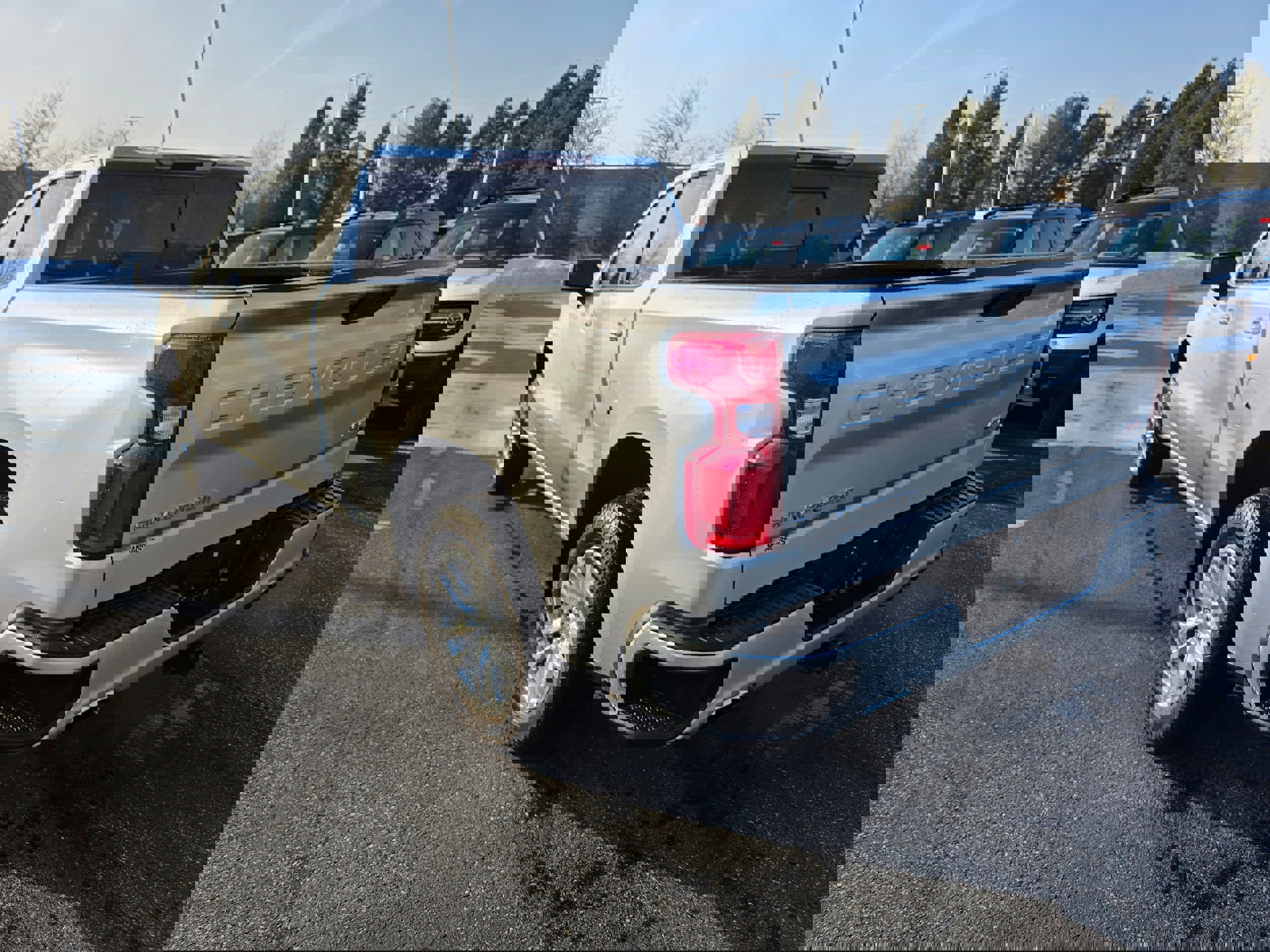 Used 2019 Chevrolet Silverado 1500 RST image 3