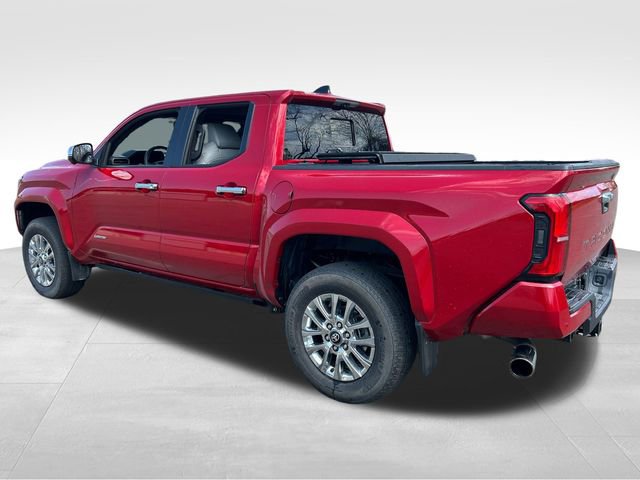 Used 2025 Toyota Tacoma Limited AWD/4WD image 4