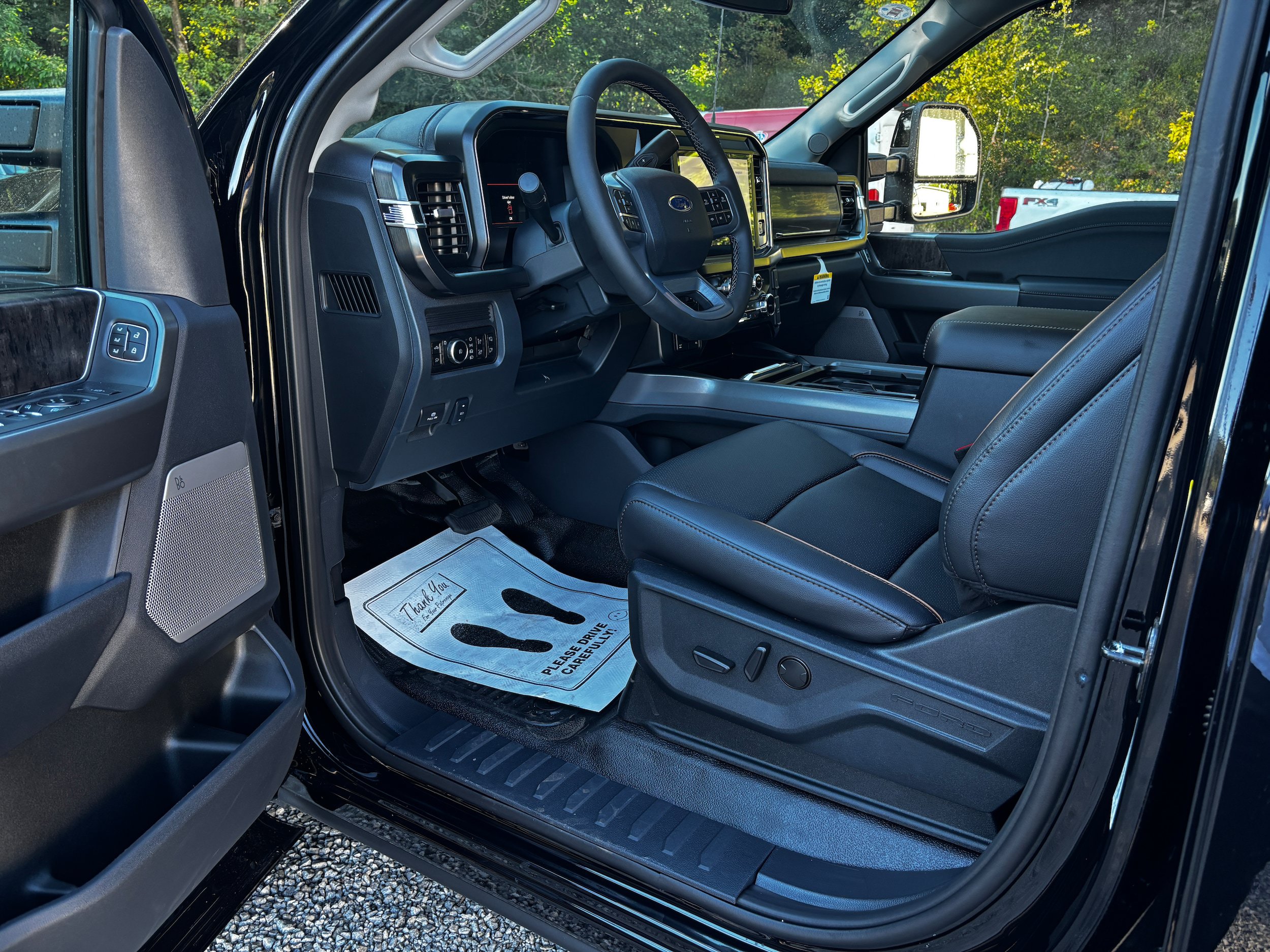 New 2026 Ford F250 4x4 Crew Cab Super Duty image 11