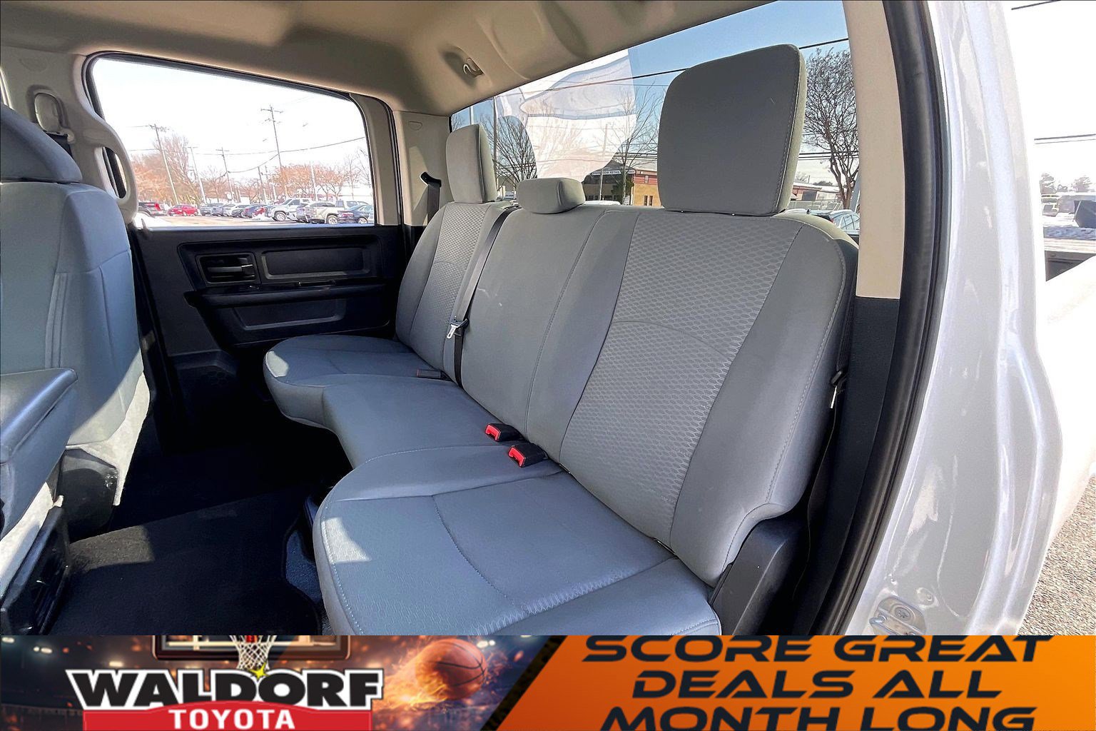 Used 2018 RAM 3500 Tradesman w/ Chrome Appearance Group image 30