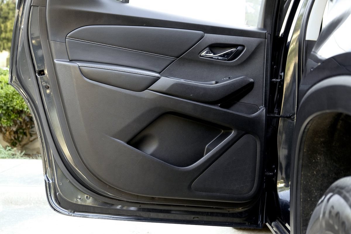 Used 2021 Chevrolet Traverse LT AWD/4WD image 40
