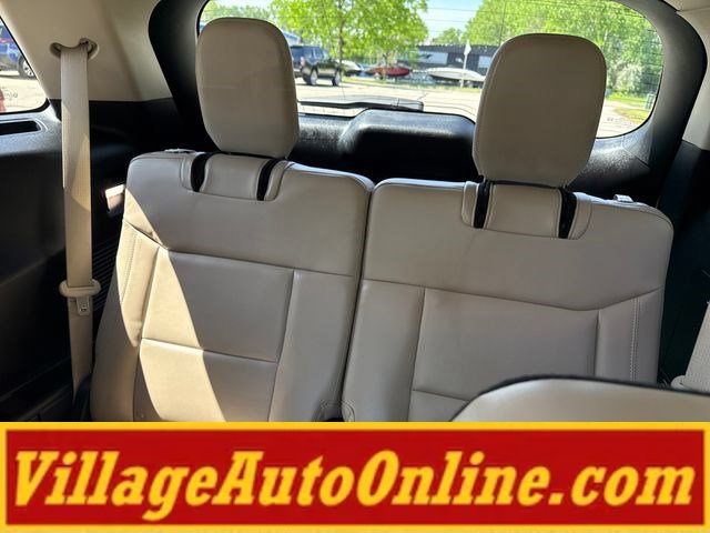 Used 2022 Ford Explorer XLT w/ Equipment Group 202A AWD/4WD image 37