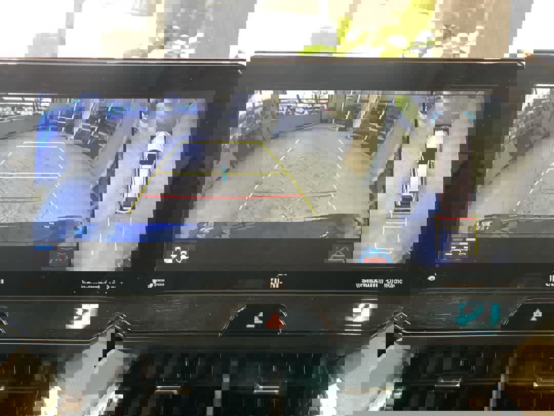 Used 2021 Toyota Venza Limited image 20