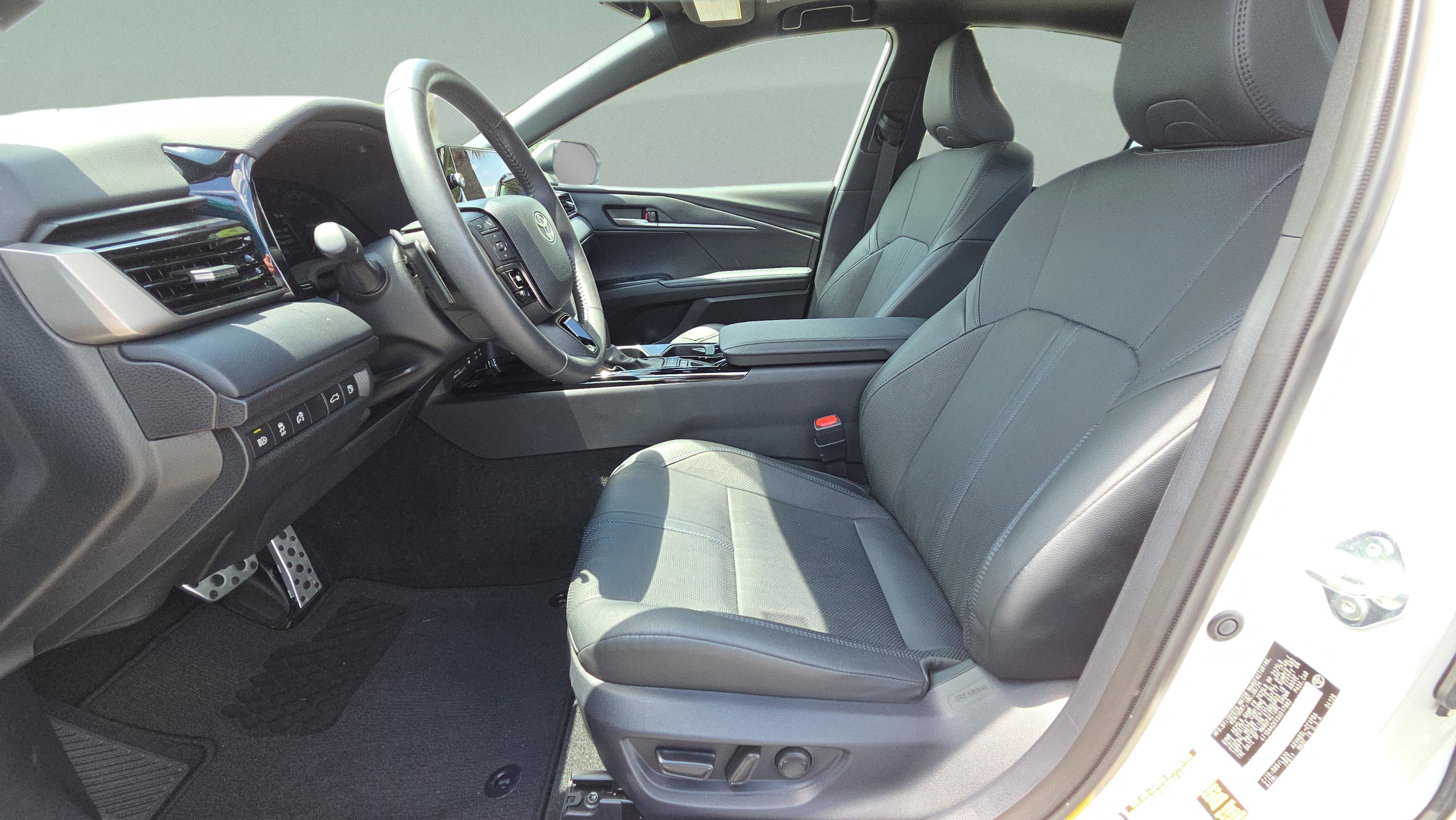 Certified 2025 Toyota Camry XSE FWD image 9