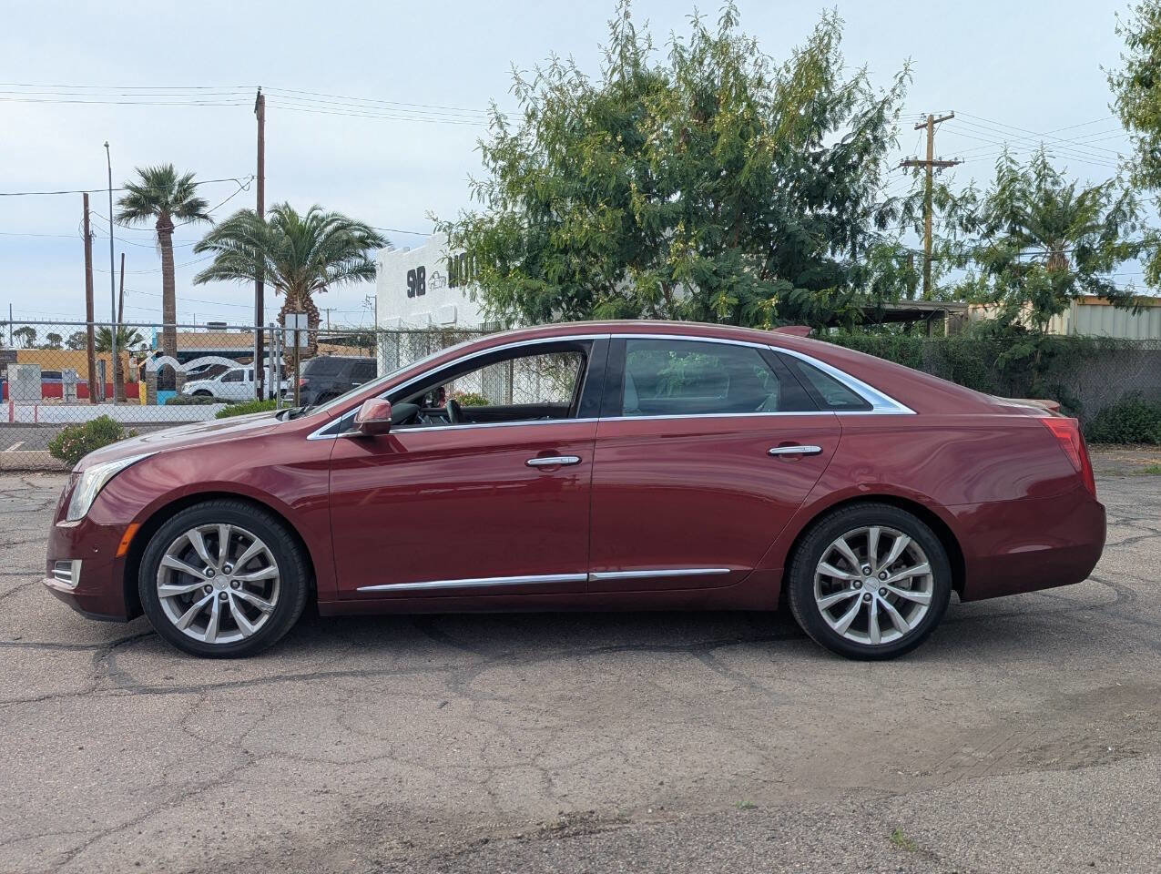 Used 2017 Cadillac XTS Luxury w/ Driver Awareness Package image 6