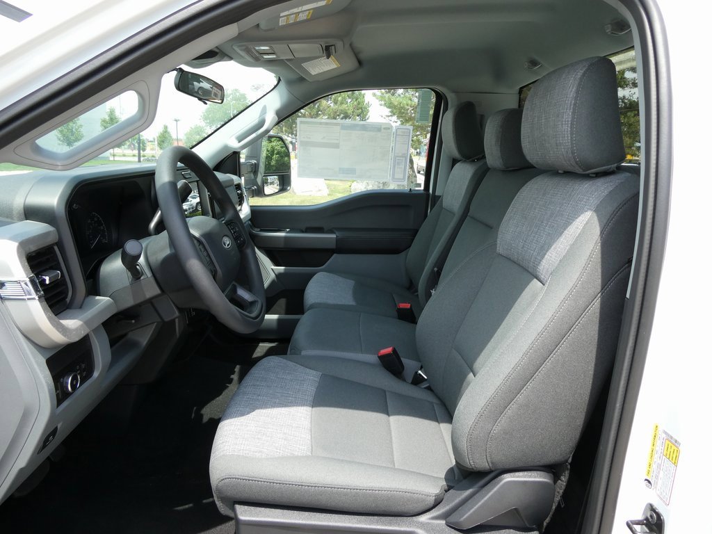 New 2025 Ford F350 XLT w/ Snow Plow Prep Package image 25