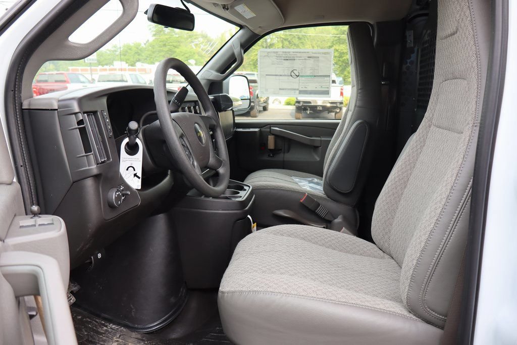 New 2025 Chevrolet Express 2500 w/ Driver Convenience Package RWD image 3