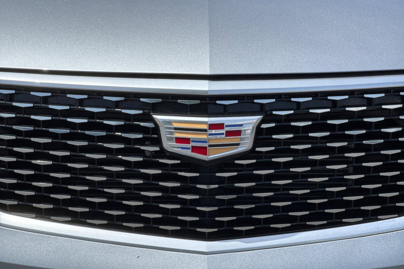 Certified 2025 Cadillac XT6 Premium Luxury FWD image 46
