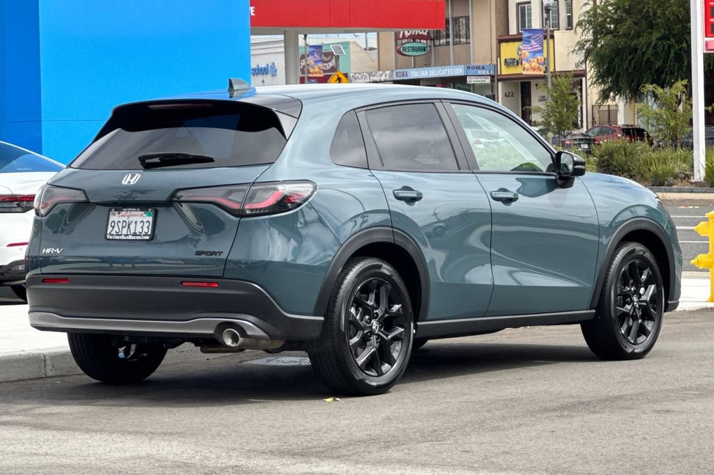 Certified 2025 Honda HR-V Sport image 4