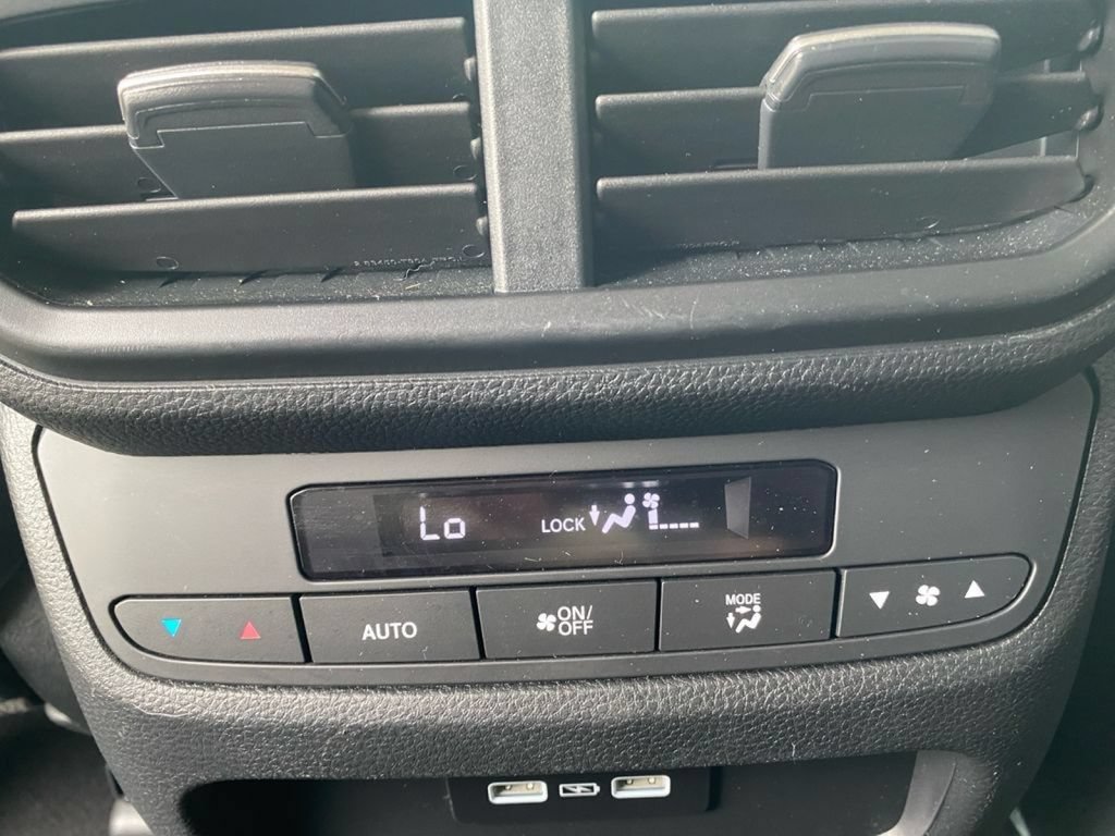 Used 2023 Honda Pilot EX-L image 34