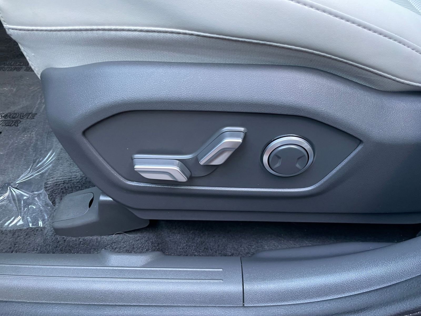 Used 2025 Hyundai Santa Fe SEL image 23