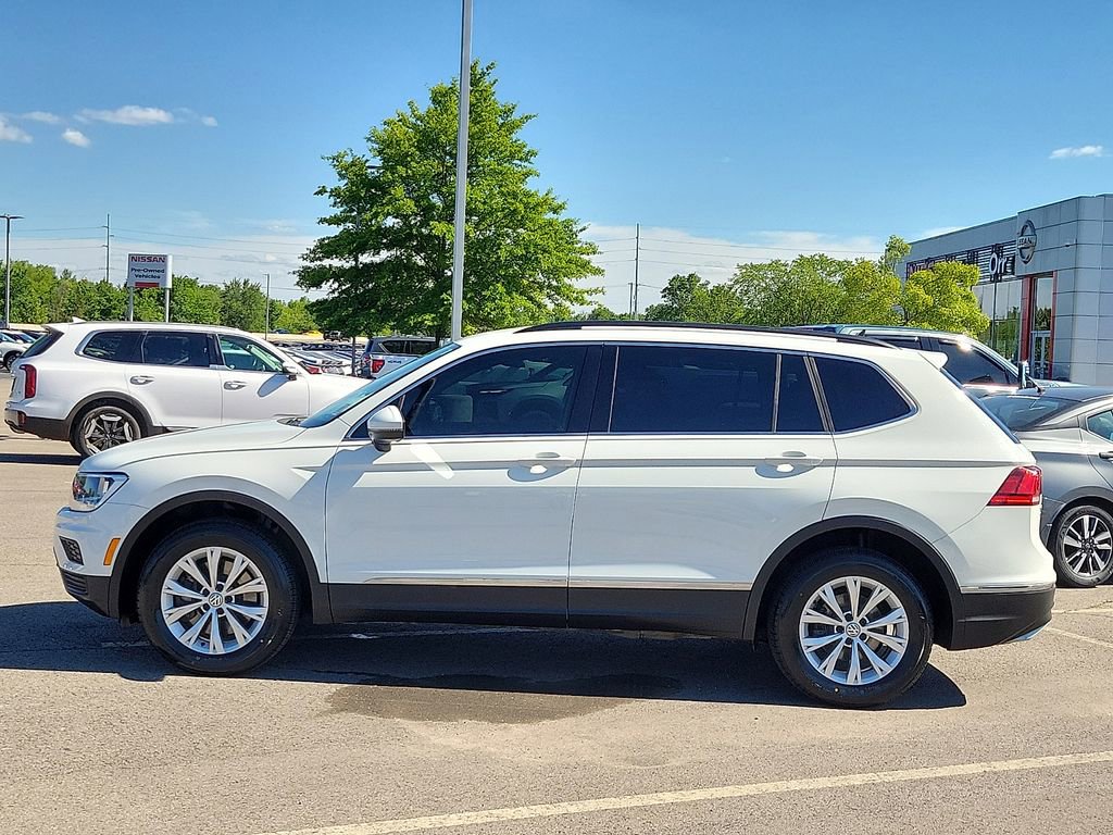 Used 2018 Volkswagen Tiguan SE AWD/4WD image 3