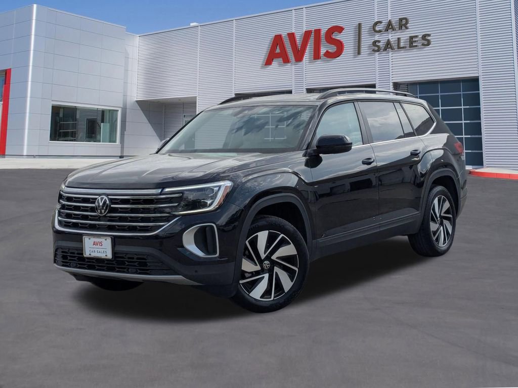 Used 2025 Volkswagen Atlas SE image 1