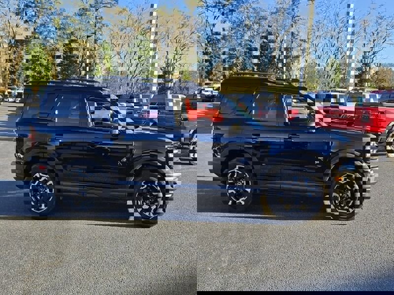 Used 2023 Ford Bronco Sport Outer Banks image 15