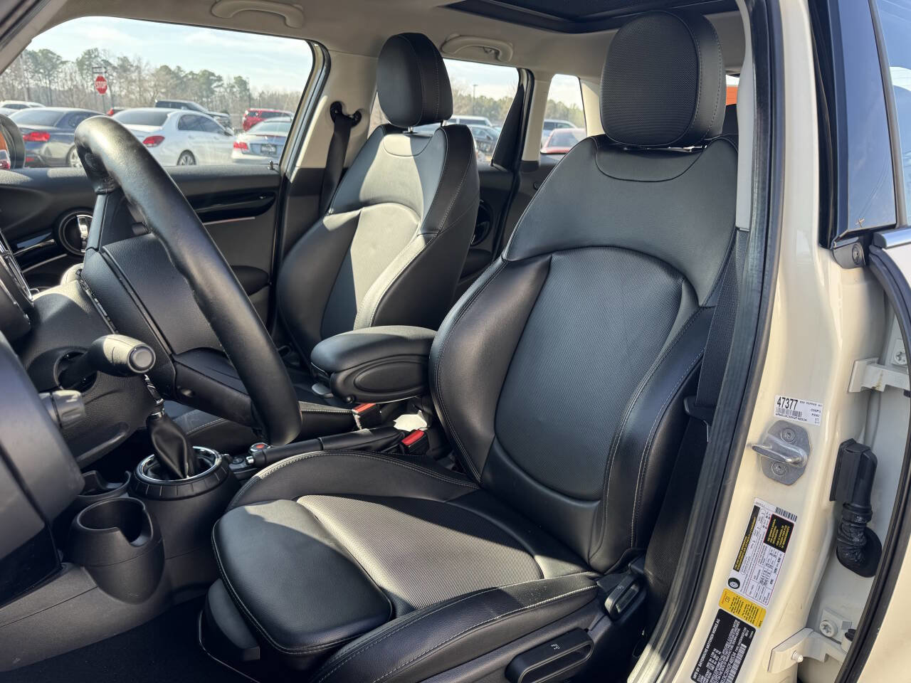 Used 2017 MINI Cooper S image 8