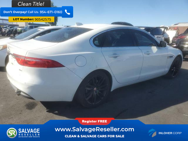 Used 2016 Jaguar XF Prestige RWD image 4