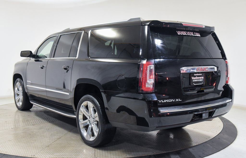 Used 2018 GMC Yukon XL Denali w/ Open Road Package image 9