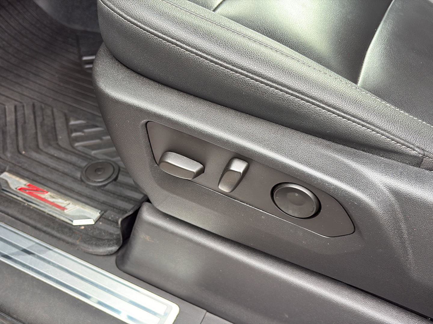 Certified 2023 Chevrolet Silverado 1500 RST AWD/4WD image 20