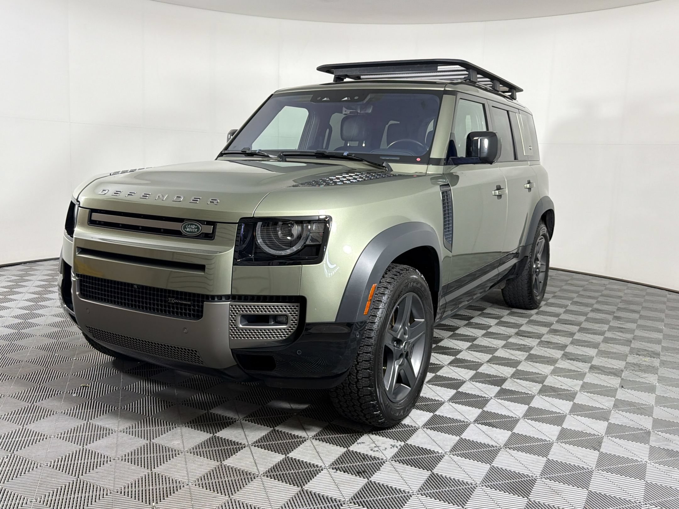 Used 2022 Land Rover Defender 110 X-Dynamic HSE AWD/4WD video 1