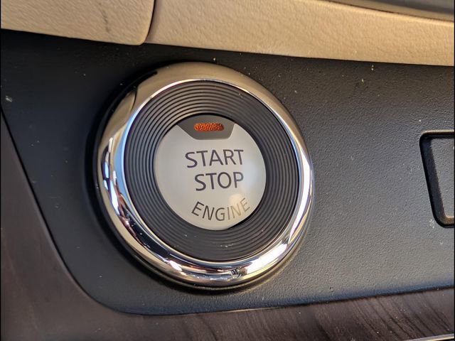 Used 2024 Nissan Murano Platinum w/ Cargo Package image 11