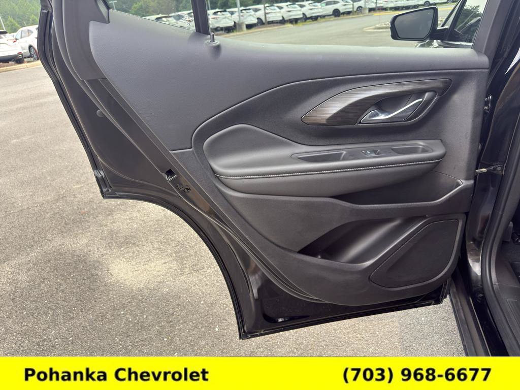 Certified 2024 GMC Terrain SLT w/ Elevation Edition FWD image 23