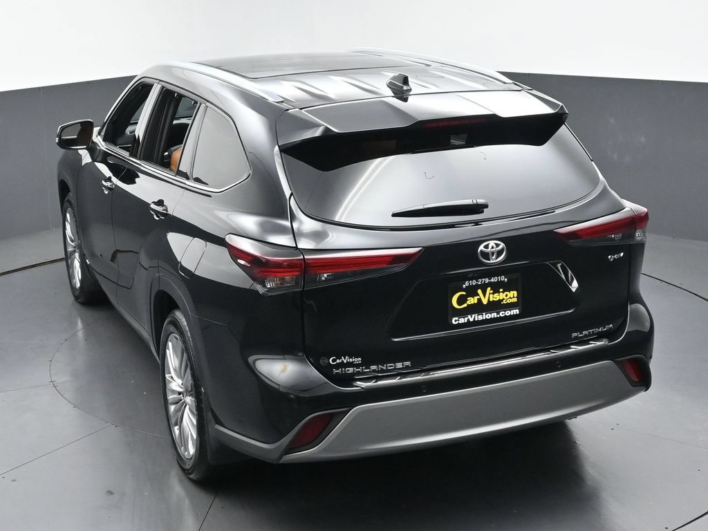 Used 2026 Toyota Highlander Platinum AWD/4WD image 40