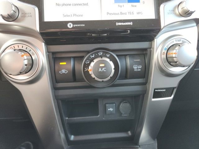 Used 2022 Toyota 4Runner SR5 image 33