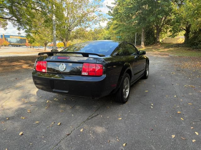 Used 2006 Ford Mustang Coupe RWD image 5