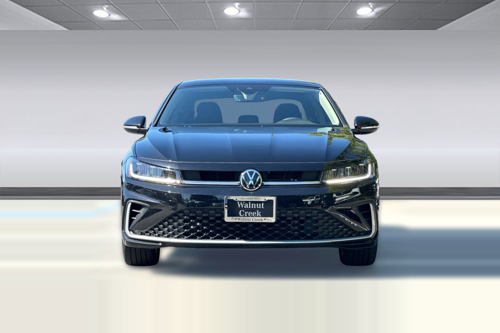 Used 2025 Volkswagen Jetta SEL FWD image 5