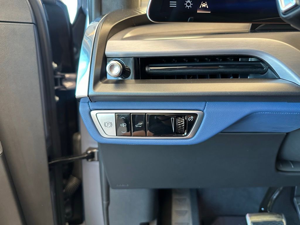 New 2026 Cadillac Vistiq Premium Luxury image 33