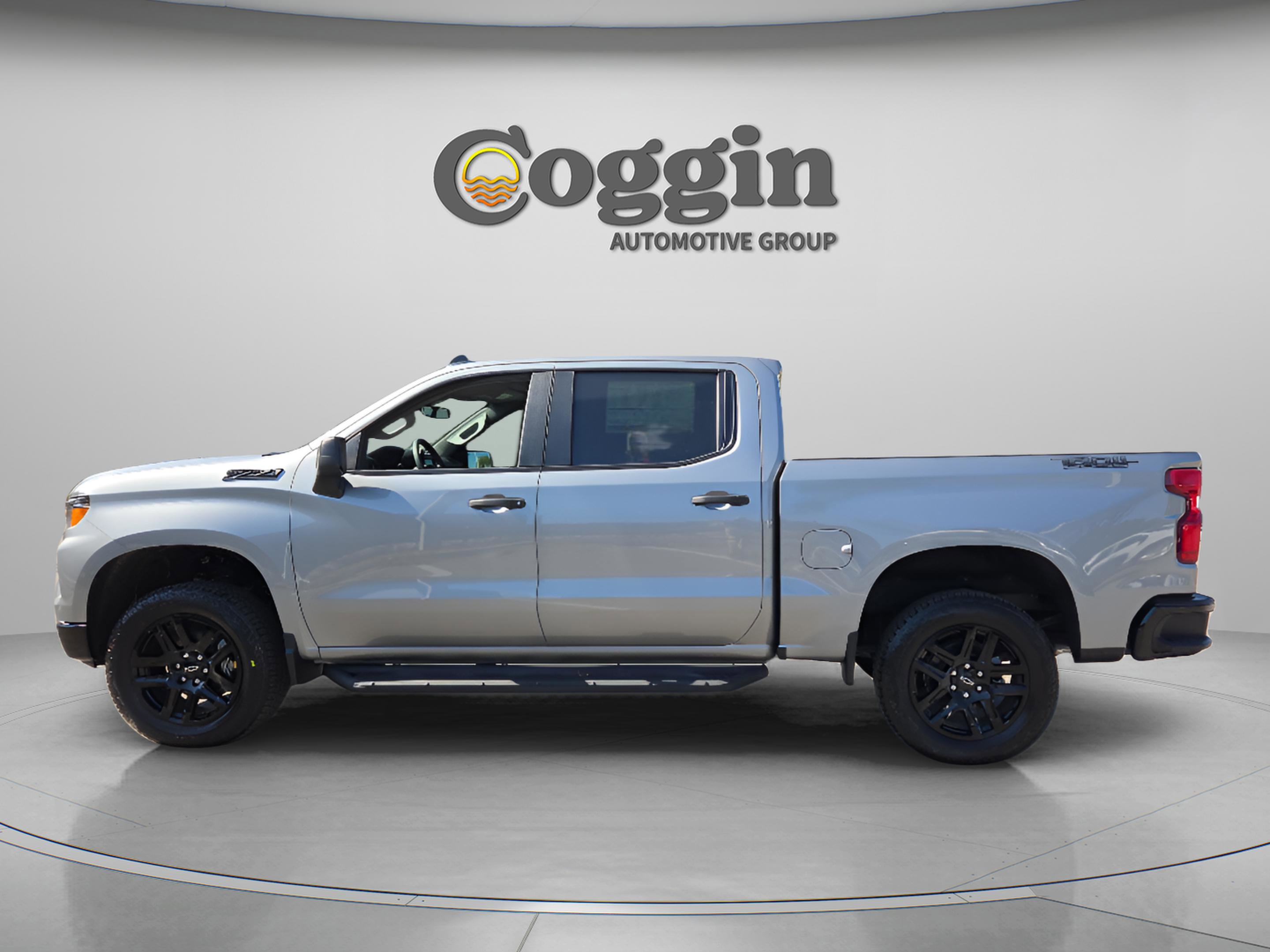 New 2026 Chevrolet Silverado 1500 Custom Trail Boss w/ Dark Appearance Package AWD/4WD image 3