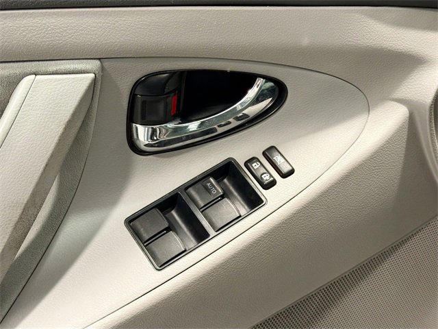 Used 2009 Toyota Camry LE image 12