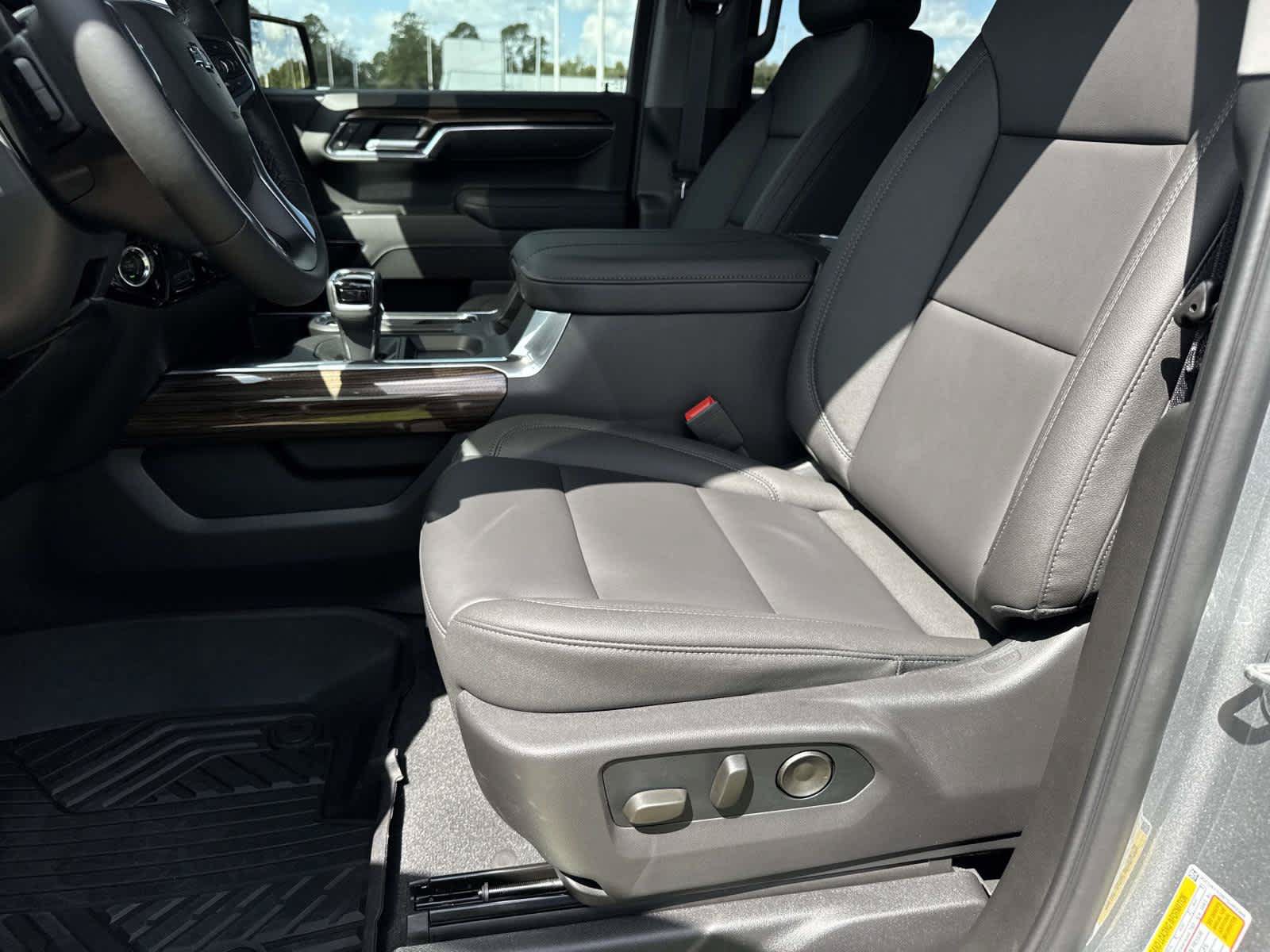 New 2026 Chevrolet Silverado 1500 LT Trail Boss w/ LT Trail Boss Premium Package AWD/4WD image 11