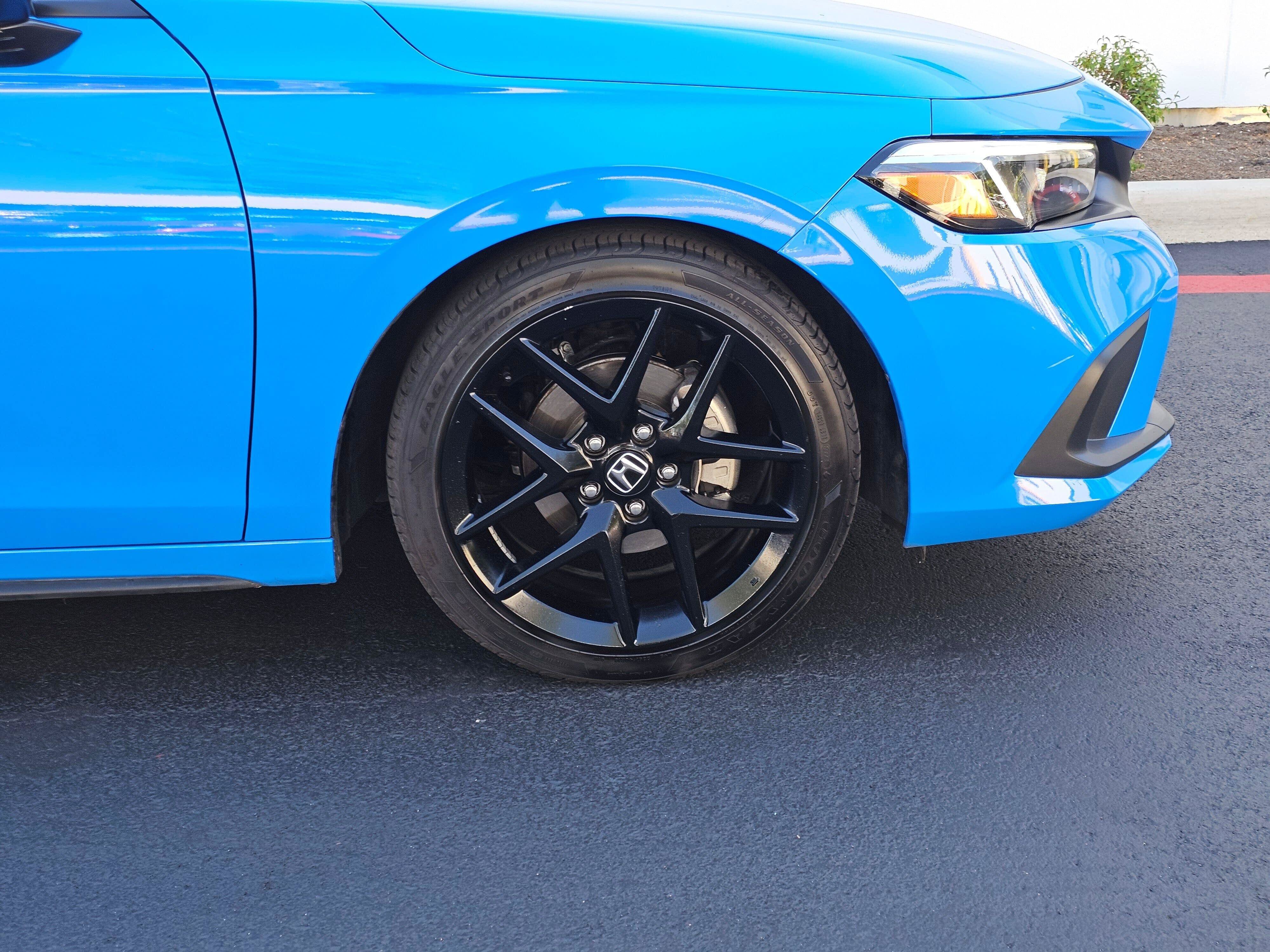 Used 2023 Honda Civic Sport image 9